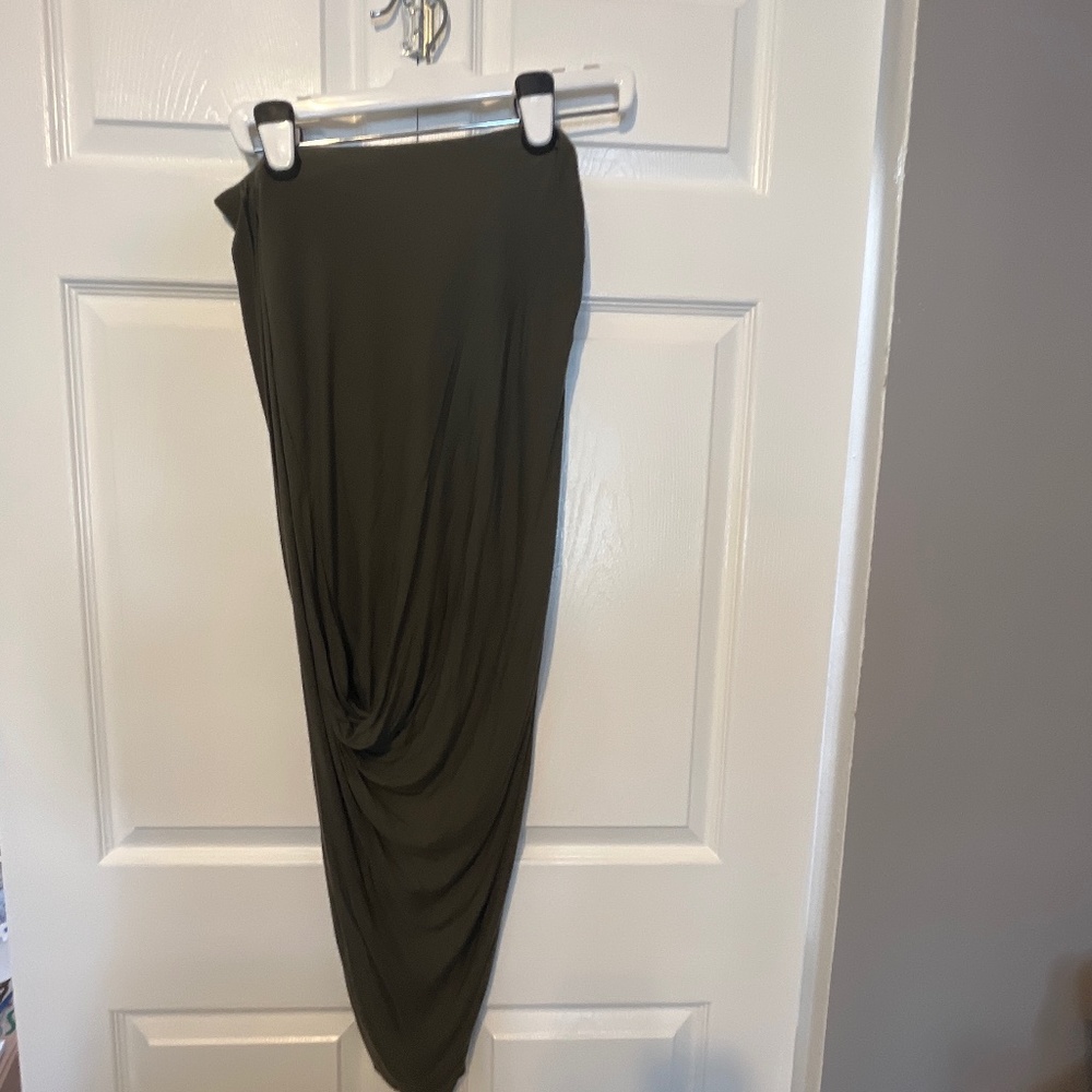 Green skirt
